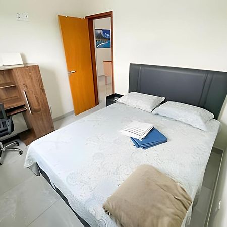 202- APARTAMENTO COMPLETO para até 5 HOSPEDES Patos de Minas Exterior foto