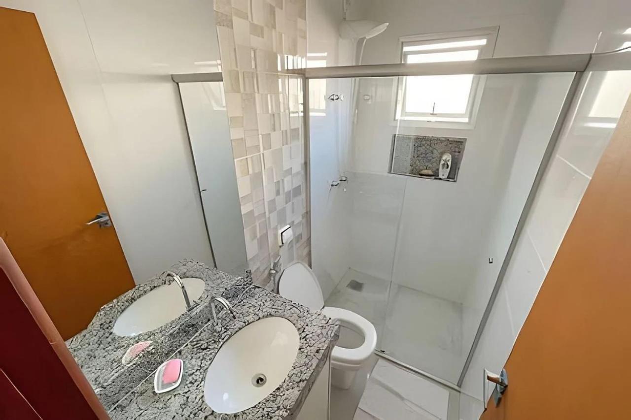 202- APARTAMENTO COMPLETO para até 5 HOSPEDES Patos de Minas Exterior foto